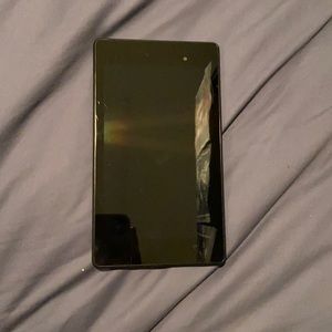 Nexus 7 2013. Runs and drives